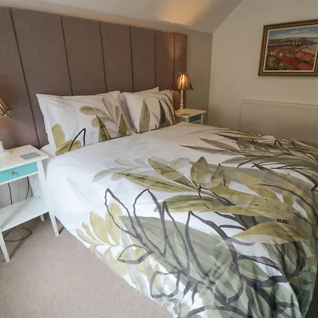 May Cottage بيت للعطل