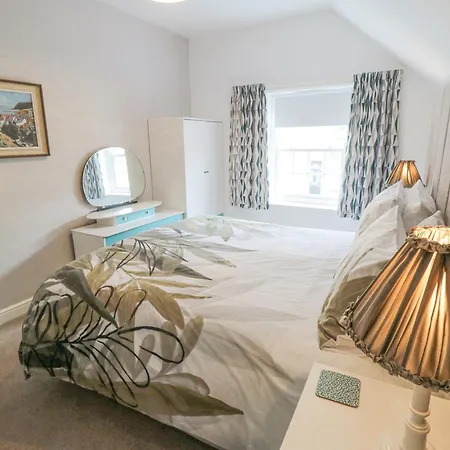 بيت للعطل May Cottage *