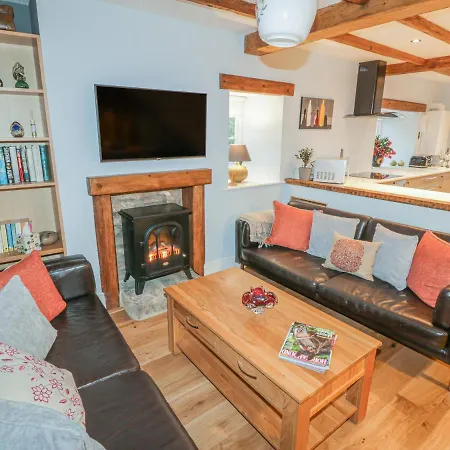 May Cottage بيت للعطل *