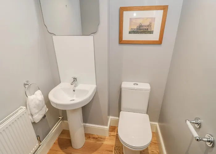 Сasa de vacaciones May Cottage